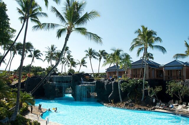 Take advantage of these two deals to enjoy big Hawaii vacation savings
